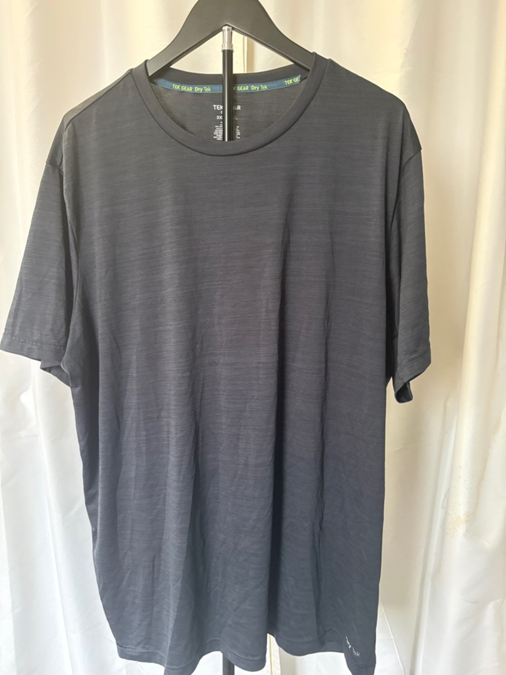tek gear Men's Charcoal Short Sleeve Crew Tee